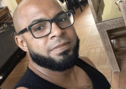 Homem mata namorada, faz transmissão ao vivo e é morto pela polícia