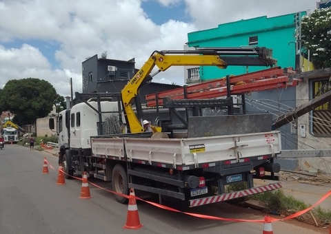 Manutenção em rede elétrica deixa 7 bairros e três ramais sem energia nesta quarta-feira