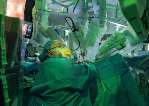 Primeiro transplante de pulmão duplo robótico é realizado nos EUA