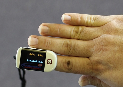 Rio de Janeiro investiga casos da variante britânica da covid-19