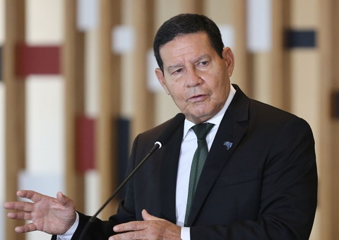 Mourão defende que Ocidente dê auxílio militar à Ucrânia e diz que Brasil não está neutro