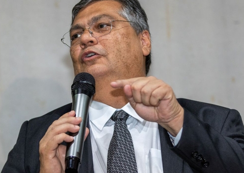 Dino nega vínculo entre operação da PF e entrevista do presidente Lula