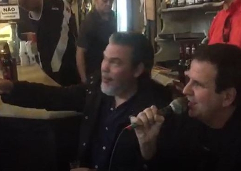 Paes pede desculpas por se aglomerar em bar, sem máscara, no Centro do Rio 