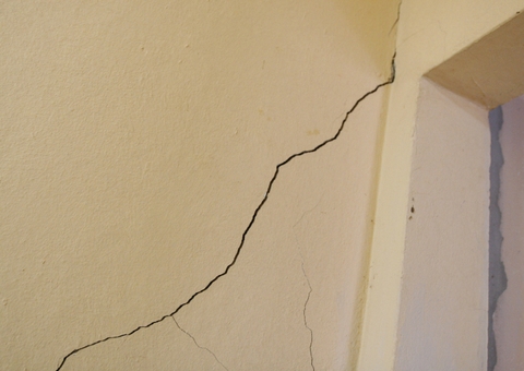 Casal vai indenizar vizinha por abalo na estrutura de casa