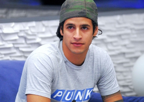 Rafinha revela como se masturbava no BBB8: “Rolo de papel higiênico’