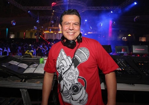 DJ Raidi Rebello comanda volta da Flash Disco em Manaus neste sábado