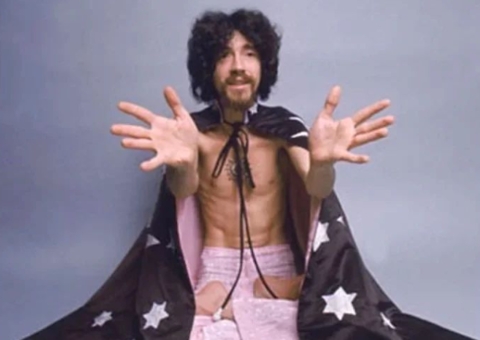 'Instituto Luar x Metamorfose' reúne música, teatro e comédia neste sábado no Teatro Amazonas