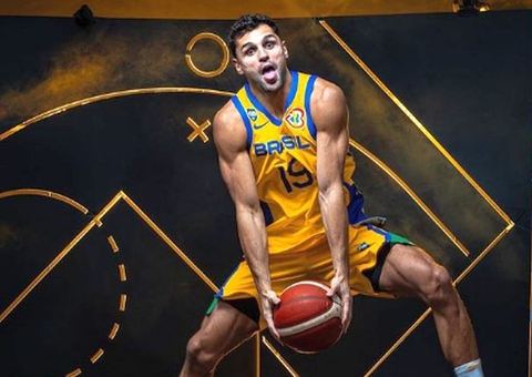 Raulzinho sofre lesão e está fora do Mundial de Basquete