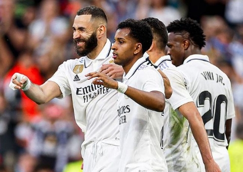 Real vence com show do trio Benzema, Vini e Rodrygo e pressiona Barcelona