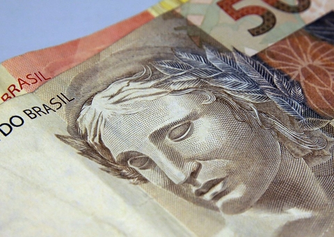 Beneficiários com NIS final 5 recebem hoje parcela do Auxílio Brasil