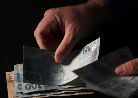 Caixa paga hoje Auxílio Brasil a beneficiários com NIS final 7