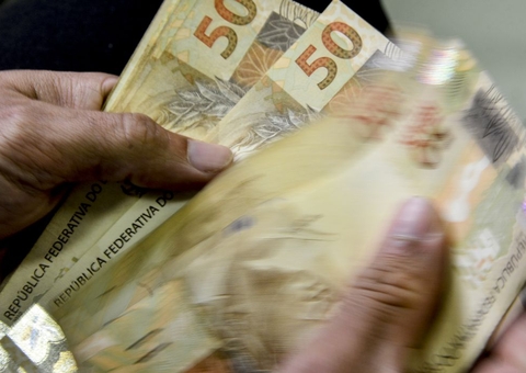 Caixa paga Bolsa Família a beneficiários de NIS de final 4