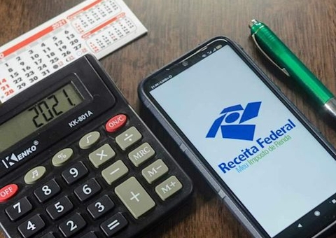 Receita inicia notificação a contribuintes que caíram na malha fina; veja