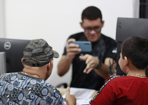 Celulares recuperados aguardam identificação dos donos em Manaus