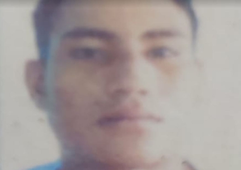 Mãe entra em desespero após filho desaparecer na Compensa