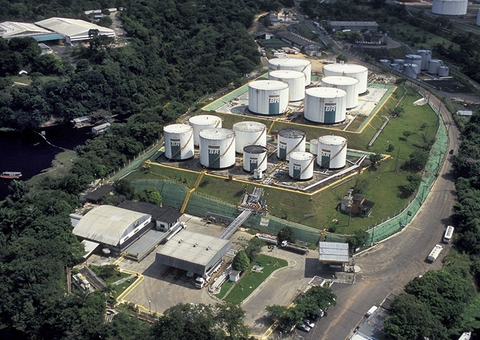 Justiça nega pedido de suspensão da venda da refinaria Reman no Amazonas