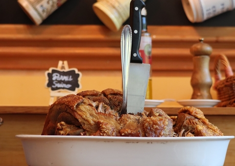 Aprenda a fazer Pernil ao Vinho para a ceia de Réveillon