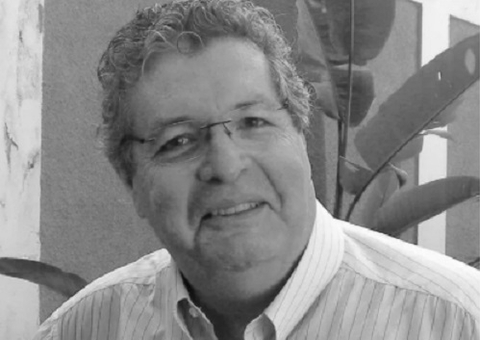 Jornalista Ricardo Carvalho morre aos 73 anos