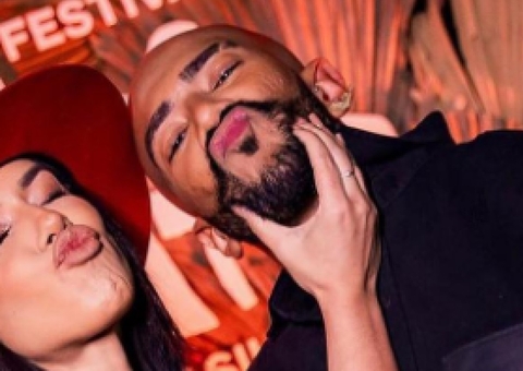 Tá rolando? Ex-bbbs Ricardo Alface e Larissa são flagrados de mãos dadas