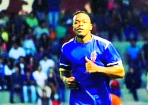 Tarumã contrata atacante colombiano Richard Hurtado