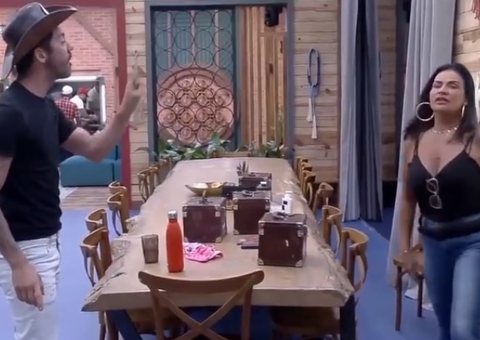 Solange e rico berram um com outro em confusão em A Fazenda: 'baba ovo'