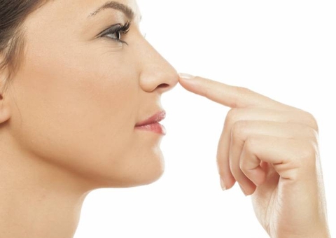 Procura por cirurgias no nariz aumenta durante a pandemia