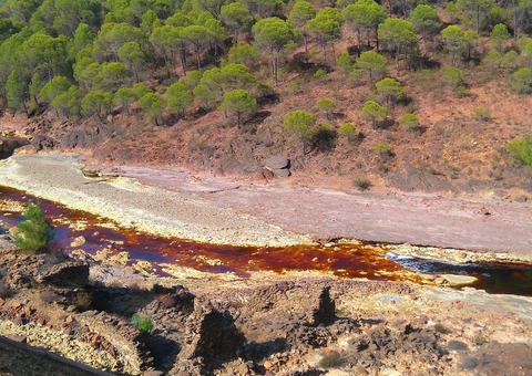 Saiba quais são os lagos e rios mais perigosos da Terra