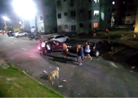 Jovens são executados a tiros no Conjunto Viver Melhor em Manaus; Veja vídeo