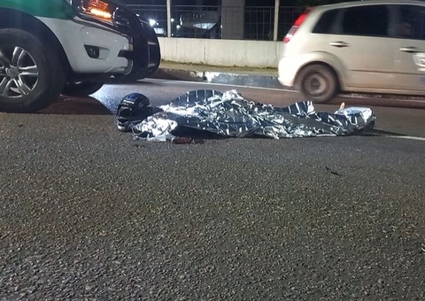 Jovem morre ao ter cabeça esmagada por ônibus enquanto voltava para casa em Manaus