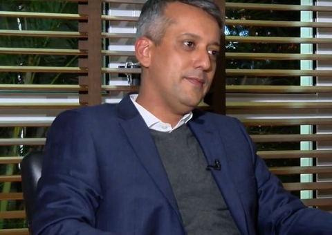 Roberto Dias fechou contrato 1.800% mais caro do que recomendado pelo MS