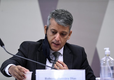 Procuradoria abre inquérito para investigar caso de propina em vacinas