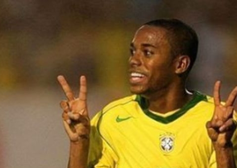 Ministro do STJ ordena apreensão do passaporte de Robinho