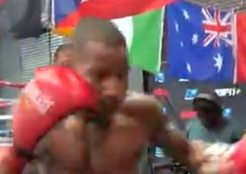Robson Conceição é derrotado e perde segunda chance de ser campeão mundial de boxe