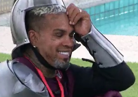 Rodriguinho revela valor de lentes no dente: 'De 30 mil é ruim' 