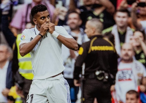 Com gol de Rodrygo, Real Madrid vence clássico contra o Barcelona