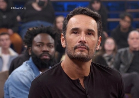 Rodrigo Santoro fala sobre rejeição do público por papel de travesti em 'Carandiru': 'Não foi fácil'