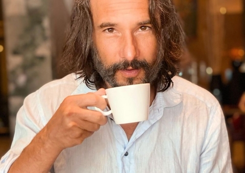 Com foto juntinhos, Rodrigo Santoro e Mel Fronckowiak trocam declarações de