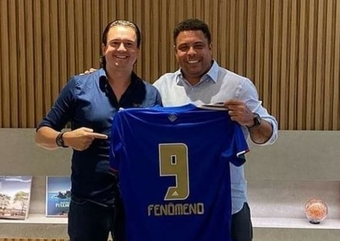 Ronaldo Fenômeno compra o Cruzeiro por R$ 400 milhões
