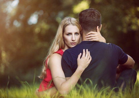 Estes são os 5 signos que mais voltam pra ex