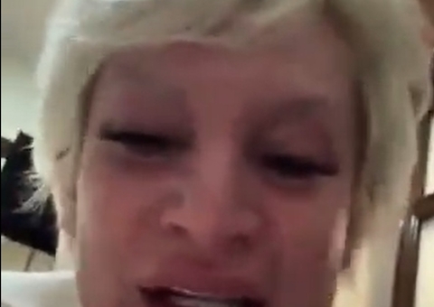 Romagaga chora ao rebater críticas por ter feito peeling de fenol em clínica onde empresário morreu; vídeo