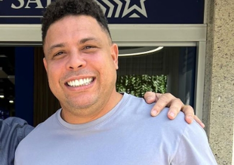 Ronaldo celebra vitória do Cruzeiro e liderança