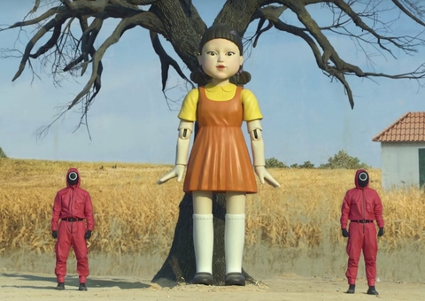 Shopping instala boneca assassina de Round 6 para vigiar pessoas 