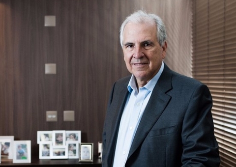 Aliado de Bolsonaro, dono da CNN Brasil defende tratamento precoce contra covid