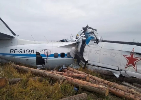 Dezesseis paraquedistas morrem em queda de avião na Rússia