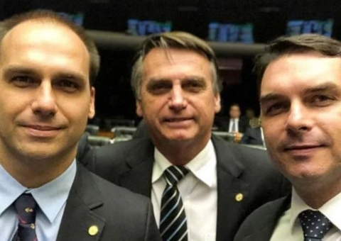 Filhos de Bolsonaro saem em defesa de empresários e detonam operação da PF: 'Insano'