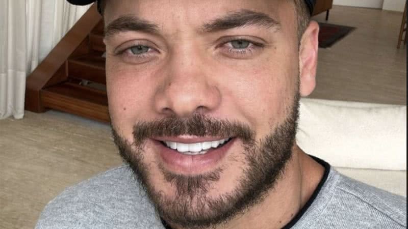 Wesley Safadão relata efeitos de remédio para emagrecer: 'força pra nada'