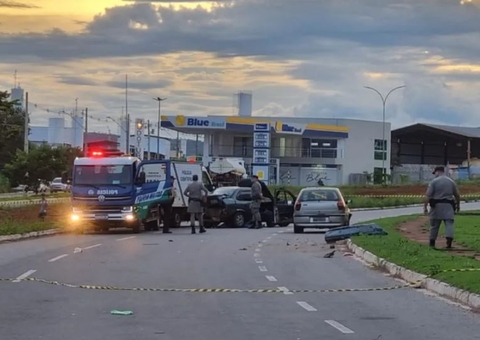 Jovem morre ao ser atropelado e arrastado pelo próprio veículo 