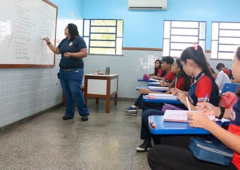 Professor com especialização tem direito à promoção no Amazonas