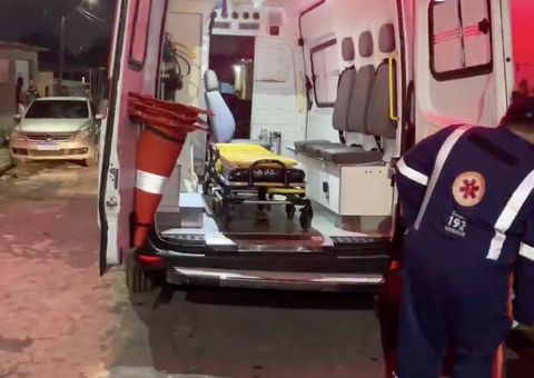 Homem pede socorro a moradores após ser violentamente espancado em Manaus