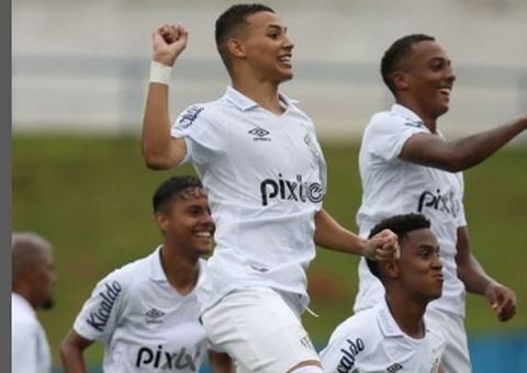 Santos goleia Bahia na Copinha com show de Patati e golaço do meio de campo